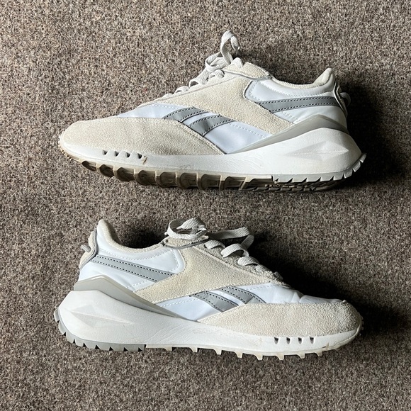 Reebok Galaxy 10 White & Beige Running Lace Up Sneaker Womens Size 7 WORN ONCE - Picture 9 of 9